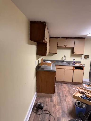 Main picture of 103 Grand St