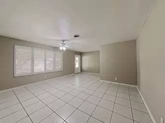 Main picture of 5290 SW 5th St
