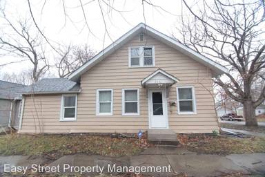 Main picture of 2631 8 1/2 Ave
