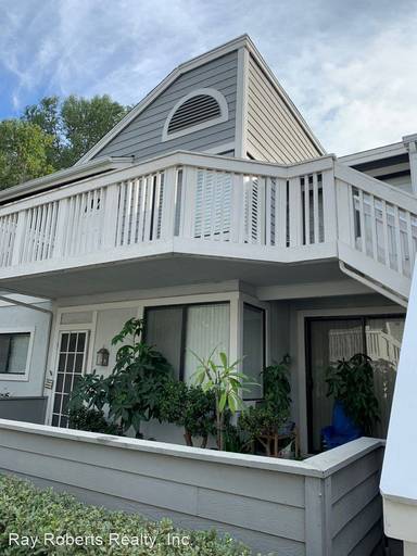 Main picture of 279 Huntington