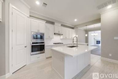 Main picture of 1436 Prince St