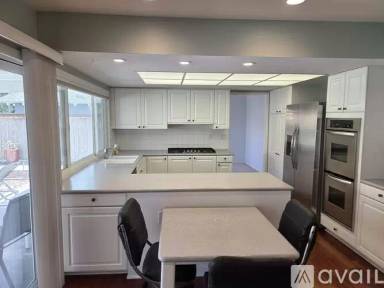 Main picture of 6733 Park Ridge Blvd