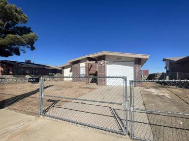 Main picture of 6227 Impala Ave