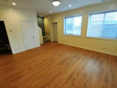Main picture of 3321 N Keating Ave