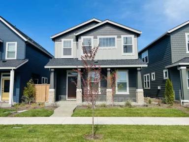 Main picture of 8309 SE Crescent Dr