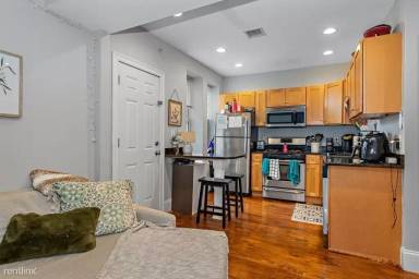 Main picture of 16 Sewall St
