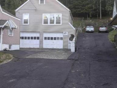 Main picture of 222 Johnson St