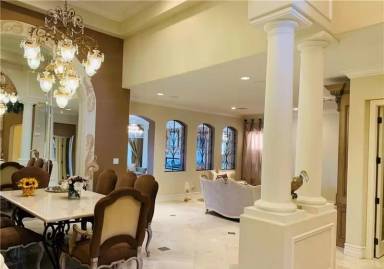 Main picture of 9325 Queen Charlotte Dr