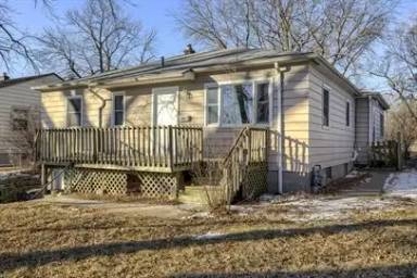 Main picture of 3846 N 65th St