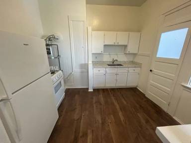 Main picture of 4480-4482 Mission St
