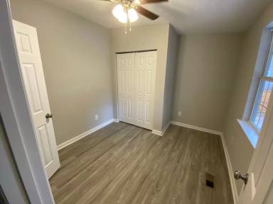 Main picture of 423 Frazier St