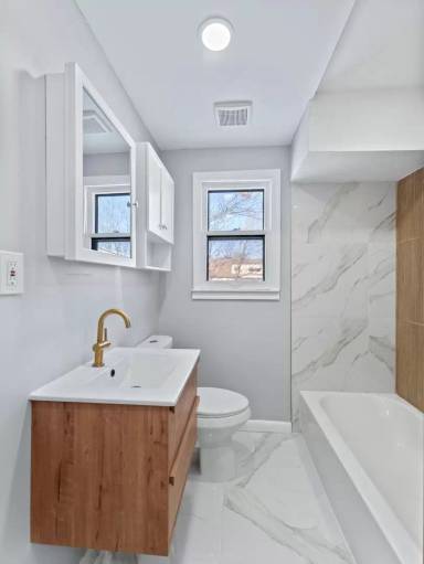 Main picture of 326 Driscoll Ave