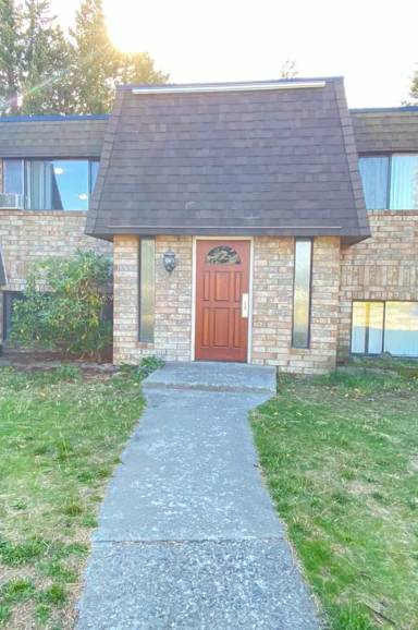 Main picture of 4208 N Crown Ave