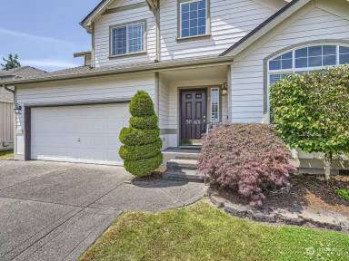 Main picture of 401 25th Avenue Pl