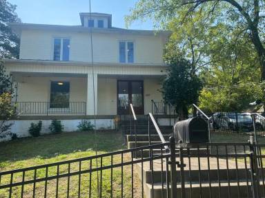 Main picture of 3107 Vanderbilt Pl