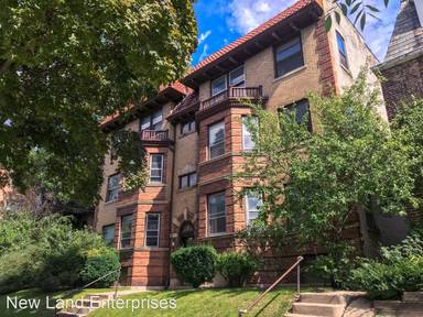 Main picture of 2505 E Park Pl