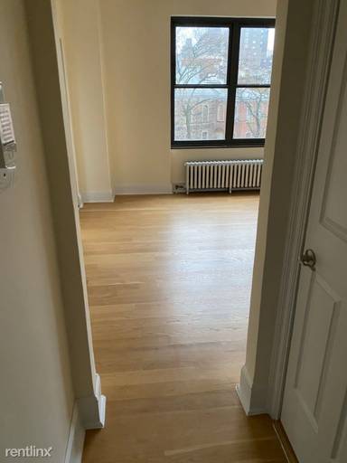 Main picture of 166 2nd Ave Apartments