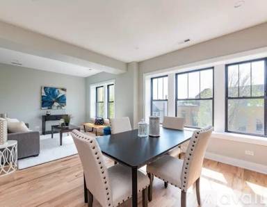 Main picture of 2535 N Campbell Ave