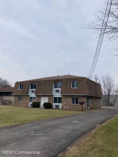 Main picture of 4453 South Ave