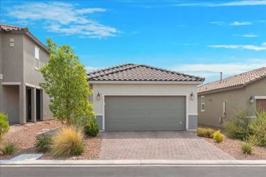 Main picture of 3464 Jade Flower St