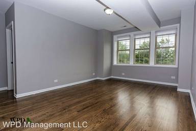 Main picture of 1939 W 66th St