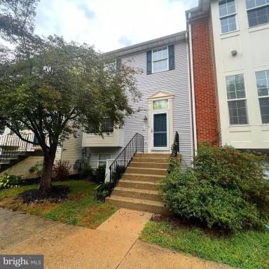 Main picture of 2610 Streamview Dr