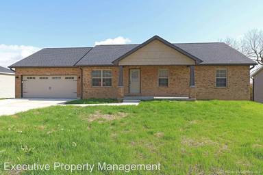 Main picture of 702 Hillcrest Dr