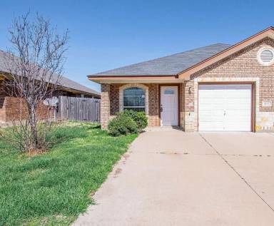 Main picture of 402 Sladecek Dr