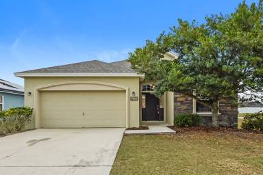 Main picture of 7012 Brenton Manor Ln