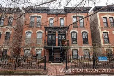 Main picture of 2112 N Bissell St