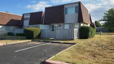 Main picture of 1632 Glenn Bo Dr