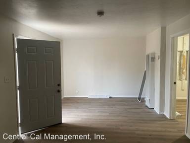 Main picture of 1916 Gage St