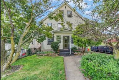 Main picture of 1315 Clay Ave