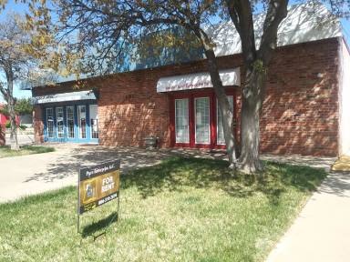 Main picture of 4104 Southwest 33rd Avenue - 100