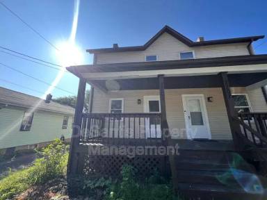 Main picture of 2705 20th Street Ext