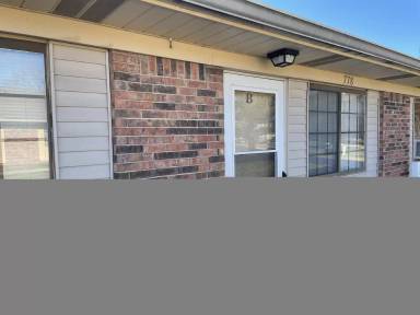 Main picture of 778 Loews Boulevard Unit A-F - E