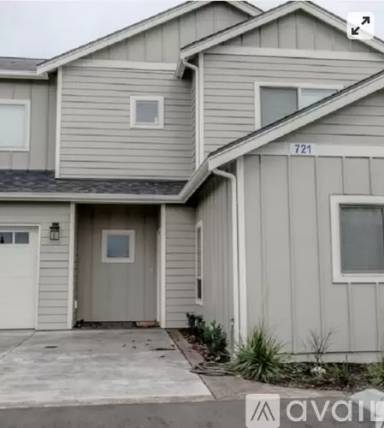 Main picture of 721 Trail Rd