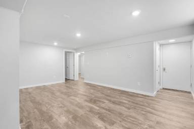 Main picture of 2455 S Gaylord St