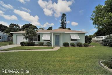 Main picture of 424 Bamboo Ln