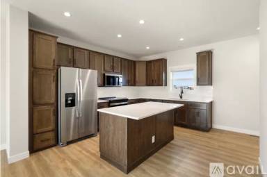 Main picture of 3132 W Laux Dr