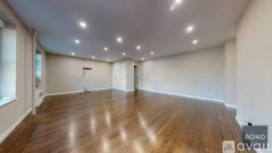 Main picture of 30 Charlton St