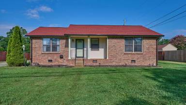 Main picture of 501 Blackpatch Dr
