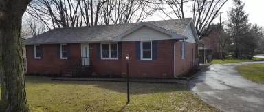 Main picture of 300 Wayne Dr