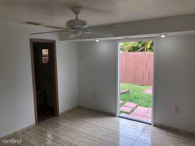 Main picture of 16923 NW 53rd Ave