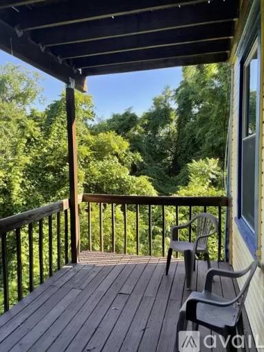 Main picture of 228 Deer Ln