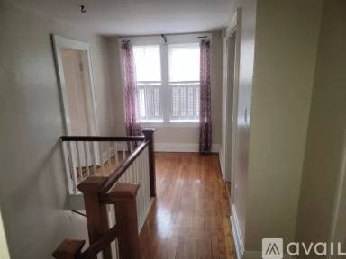Main picture of 4 Bailey Ave
