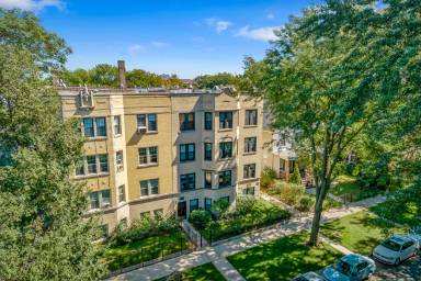 Main picture of 4863 N Hermitage Ave