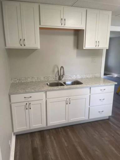 Main picture of 7127 Maplewood Ave