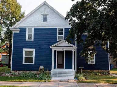 Main picture of 609 Chicago Ave