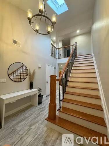 Main picture of 5 Cindy Ct